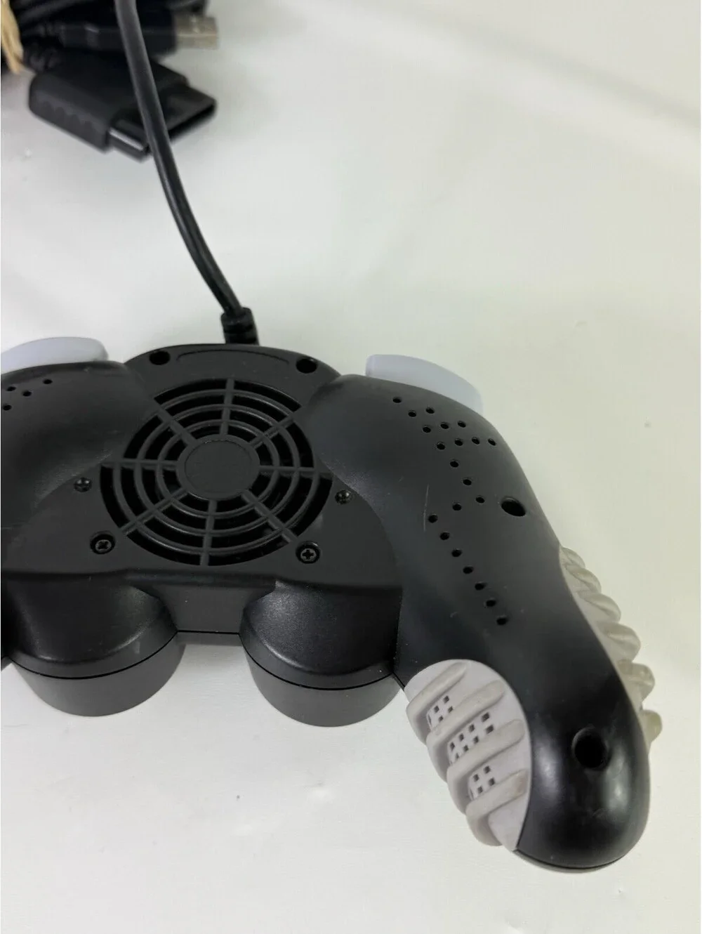 AS IS PLEASE READ NYKO AIR FLO XL PS2 & USB PC Controller Cooling Fan Built In